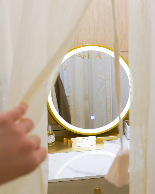 Luxury-Vanity-Makeup-Mirror-Room-Hong-Kong-Causeway-Bay-VEA-BEAUTY
